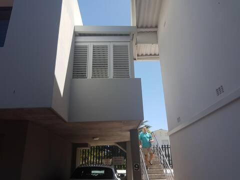 Modern, Centrally Located Dorp Street Apartment Stellenbosch Exterior foto